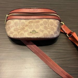 Coach Belt Bag in Signature Canvas